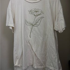 American Eagle Outfitters White Floral Graphic Short Sleeve Tee